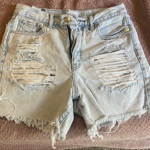 American eagle light washed denim distressed high waisted shorts size 2